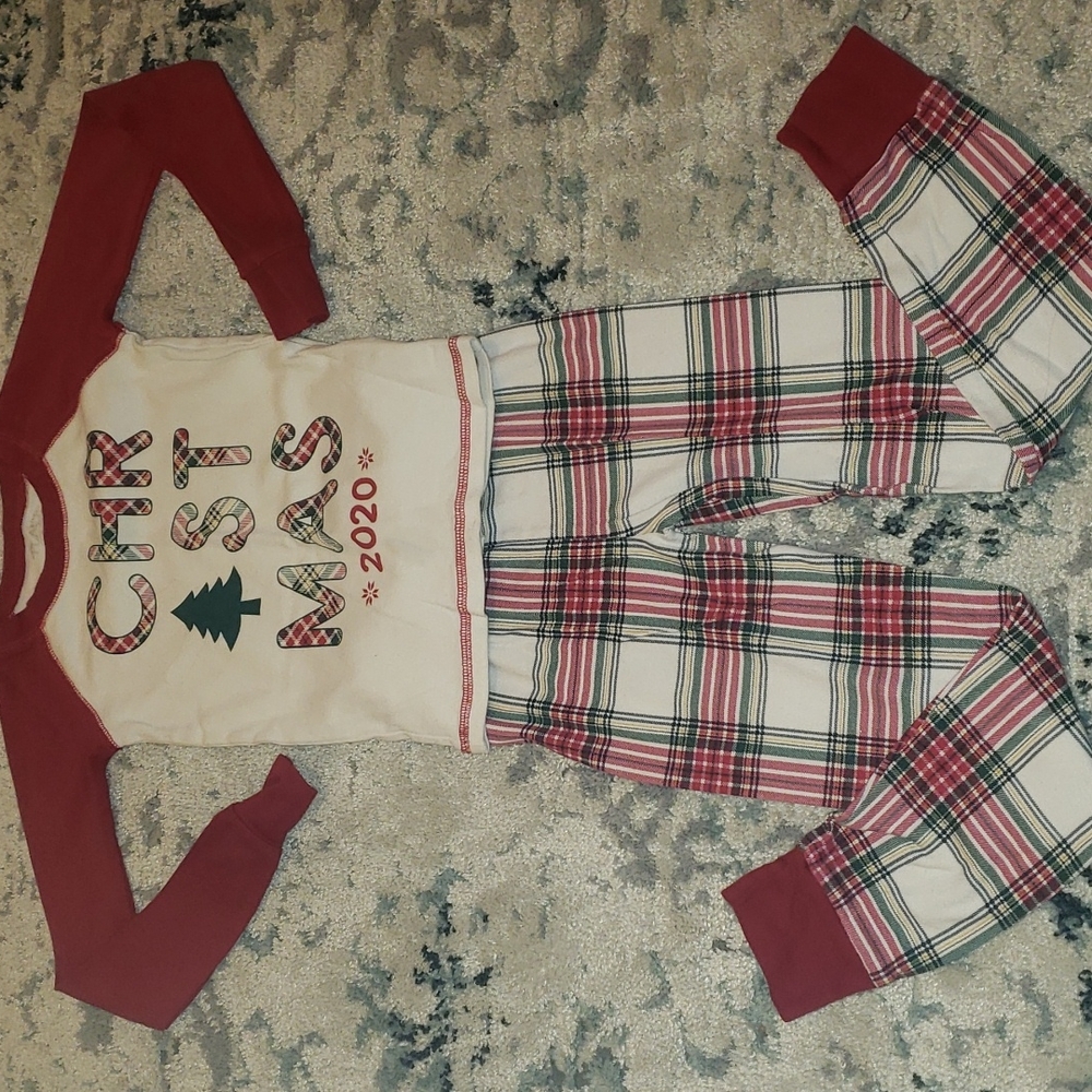 The Children's Place Christmas pajama set